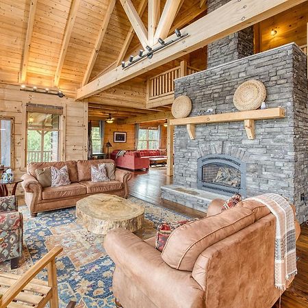 Sky High Lodge By Bk Stays. Large Cabin. Amazing Views. Game Room. Jacuzzi. Six Bedrooms. Sleeps 12 Blue Ridge Esterno foto