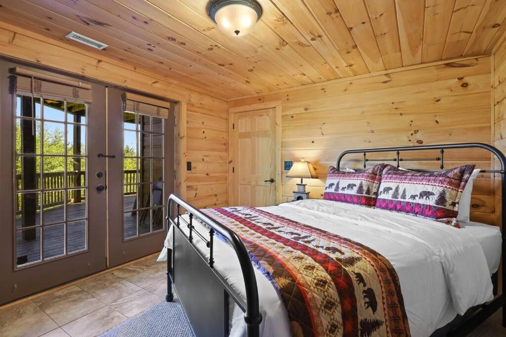 Sky High Lodge By Bk Stays. Large Cabin. Amazing Views. Game Room. Jacuzzi. Six Bedrooms. Sleeps 12 Blue Ridge Esterno foto